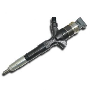 Toyota Landcruiser 3.0 D Reconditioned DENSO  Injector 23670-30140 095000-7030